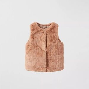 Zara kid’s REVERSIBLE FAUX FUR V.EST
